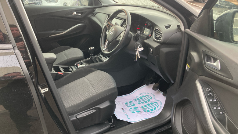 Vauxhall Grandland X 1.2 Turbo SE 5dr Petrol Hatchback